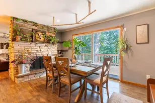 313 W Highland Dr, Oconto Falls, WI 54101 - Photo 5