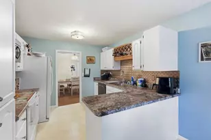 2366 Wisconsin St, Oshkosh, WI 54901 - Photo 3