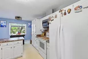 2366 Wisconsin St, Oshkosh, WI 54901 - Photo 5