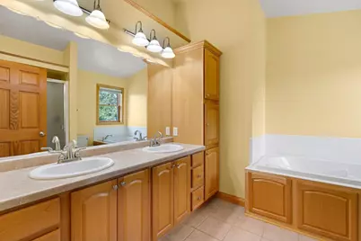 1594 Lone Oak Drive, Neenah, WI 54956 - Photo 17