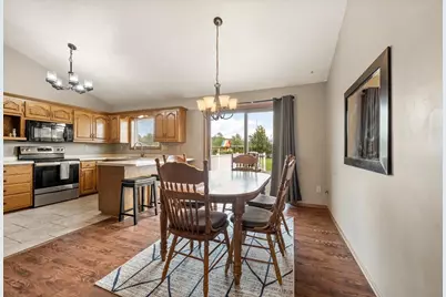 3040 Joy Lane, Green Bay, WI 54311 - Photo 7