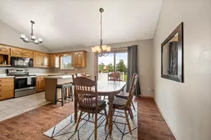 3040 Joy Ln, Green Bay, WI 54311 - Photo 7