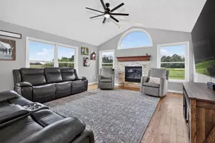 7265 County Rd D, Omro, WI 54963 - Photo 7