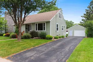 928 Jefferson St, Menasha, WI 54952 - Photo 3