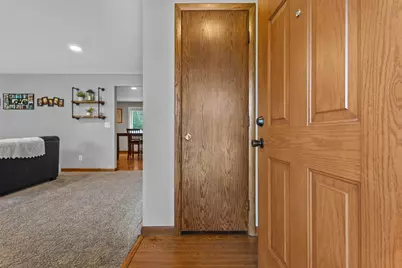 524 E Briar Lane, Green Bay, WI 54301 - Photo 7
