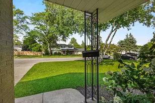 524 E Briar Ln, Green Bay, WI 54301 - Photo 51