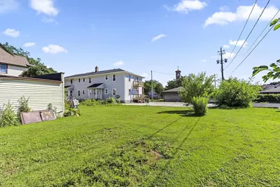 324 S Madison Street, Green Bay, WI 54301 - Photo 9
