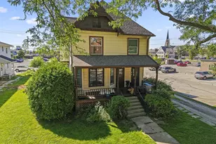 324 S Madison St, Green Bay, WI 54301 - Photo 11
