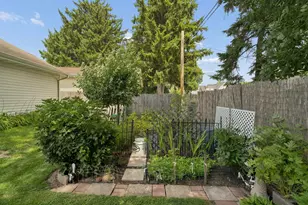 1320 N Harriman St, Appleton, WI 54911 - Photo 19