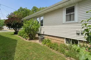 1320 N Harriman St, Appleton, WI 54911 - Photo 23
