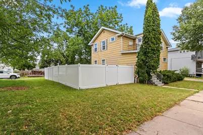 1011 Stuart Street, Green Bay, WI 54301 - Photo 25