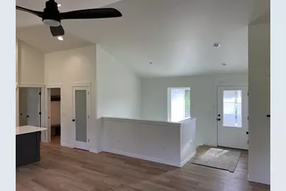 565 Gunderson Drive, Portage, WI 53901 - Photo 13