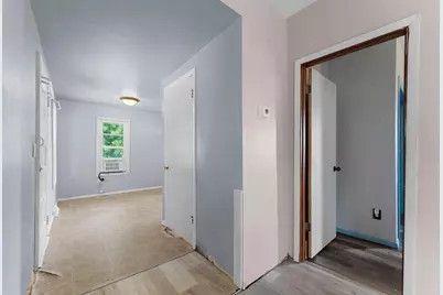 1023 N Chestnut Avenue, Green Bay, WI 54303 - Photo 9