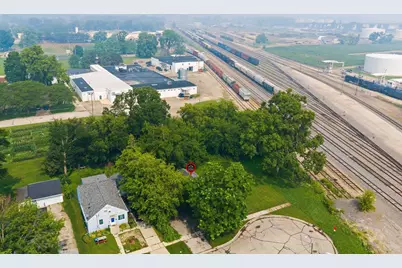 1023 N Chestnut Avenue, Green Bay, WI 54303 - Photo 31