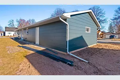 915 Park Street, Green Bay, WI 54303 - Photo 35