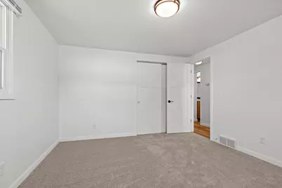 915 Park Street, Green Bay, WI 54303 - Photo 21