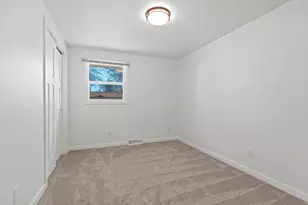 915 Park St, Green Bay, WI 54303 - Photo 19