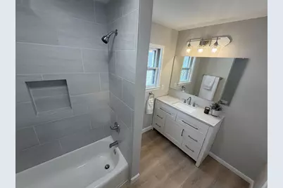 928 Harney Avenue, Oshkosh, WI 54901 - Photo 5