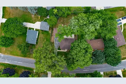 7615 N Delta Place, Milwaukee, WI 53223 - Photo 33