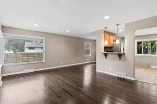 7615 N Delta Pl, Milwaukee, WI 53223 - Photo 9