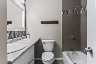 7615 N Delta Pl, Milwaukee, WI 53223 - Photo 17