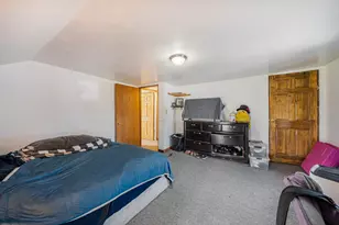 730 N State St, Appleton, WI 54911 - Photo 23