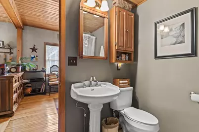 215 N Division Street, Waupaca, WI 54981 - Photo 13