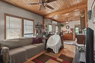 215 N Division St, Waupaca, WI 54981 - Photo 3