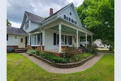716 S Bridge Street, Manawa, WI 54949 - Photo 1
