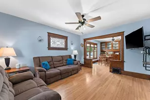 823 W 4th Ave, Oshkosh, WI 54902 - Photo 5