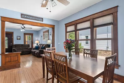 823 W 4th Avenue, Oshkosh, WI 54902 - Photo 11