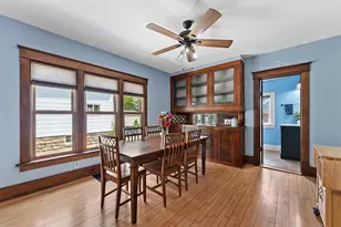 823 W 4th Ave, Oshkosh, WI 54902 - Photo 9