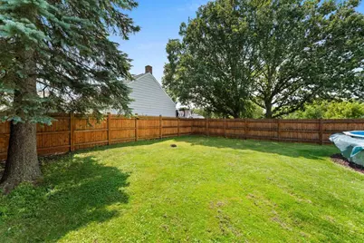 823 W 4th Avenue, Oshkosh, WI 54902 - Photo 51