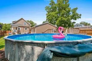 823 W 4th Ave, Oshkosh, WI 54902 - Photo 47