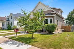 823 W 4th Ave, Oshkosh, WI 54902 - Photo 57