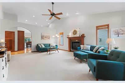 4732 N Providence Avenue #301, Appleton, WI 54913 - Photo 7