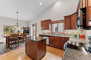 4732 N Providence Ave, Appleton, WI 54913 - Photo 5