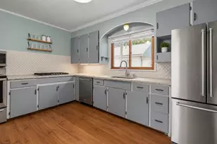 1115 Grand St, Oshkosh, WI 54901 - Photo 3