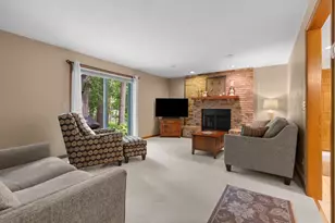 1511 S Rebecca Ln, Appleton, WI 54915 - Photo 9
