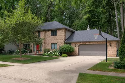 1511 S Rebecca Lane, Appleton, WI 54915 - Photo 1