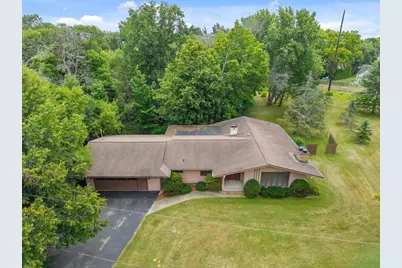 W6425 Lakeview Court, Menasha, WI 54952 - Photo 73