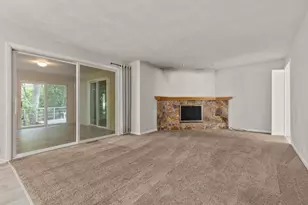 W6425 Lakeview Ct, Menasha, WI 54952 - Photo 15