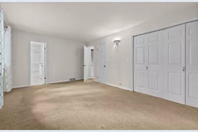 W6425 Lakeview Court, Menasha, WI 54952 - Photo 25