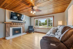 2104 Hazel St, Oshkosh, WI 54901 - Photo 7