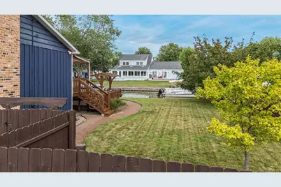 2104 Hazel Street, Oshkosh, WI 54901 - Photo 35