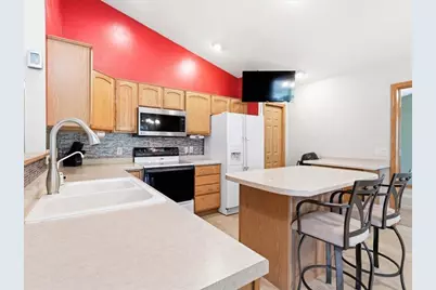 3225 S 26th Street, Manitowoc, WI 54220 - Photo 7