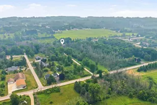 3225 S 26th St, Manitowoc, WI 54220 - Photo 43