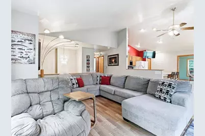 3225 S 26th Street, Manitowoc, WI 54220 - Photo 3