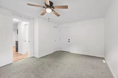 1322 Broad Street, Oshkosh, WI 54901 - Photo 17