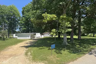 W5168 Shady Ln, Shawano, WI 54166 - Photo 3